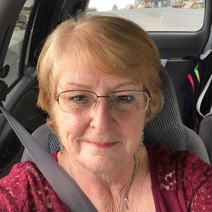 Meet your Posher, Leann